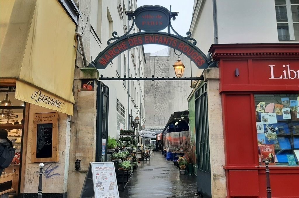 Marché des Enfants-Rouges dans le 3e arrondissement de Paris