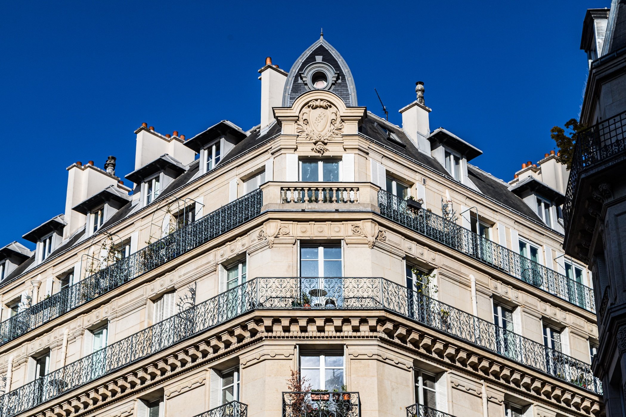 Immeubles anciens et ruelles du quartier Sainte-Avoye Beaubourg Paris 3e - Nicolas Jeffs