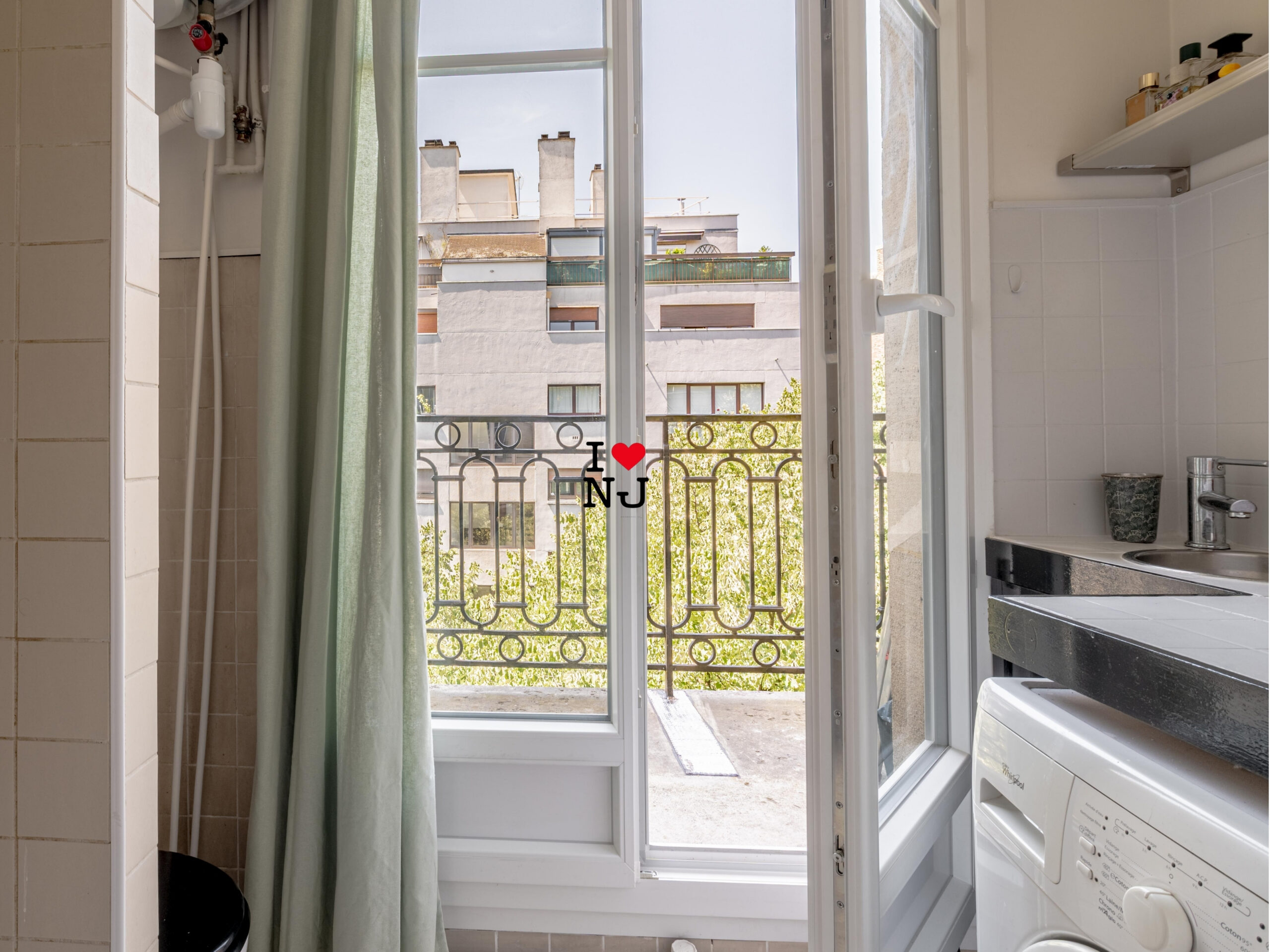 Appartement situé au 6e étage avenue Gambetta