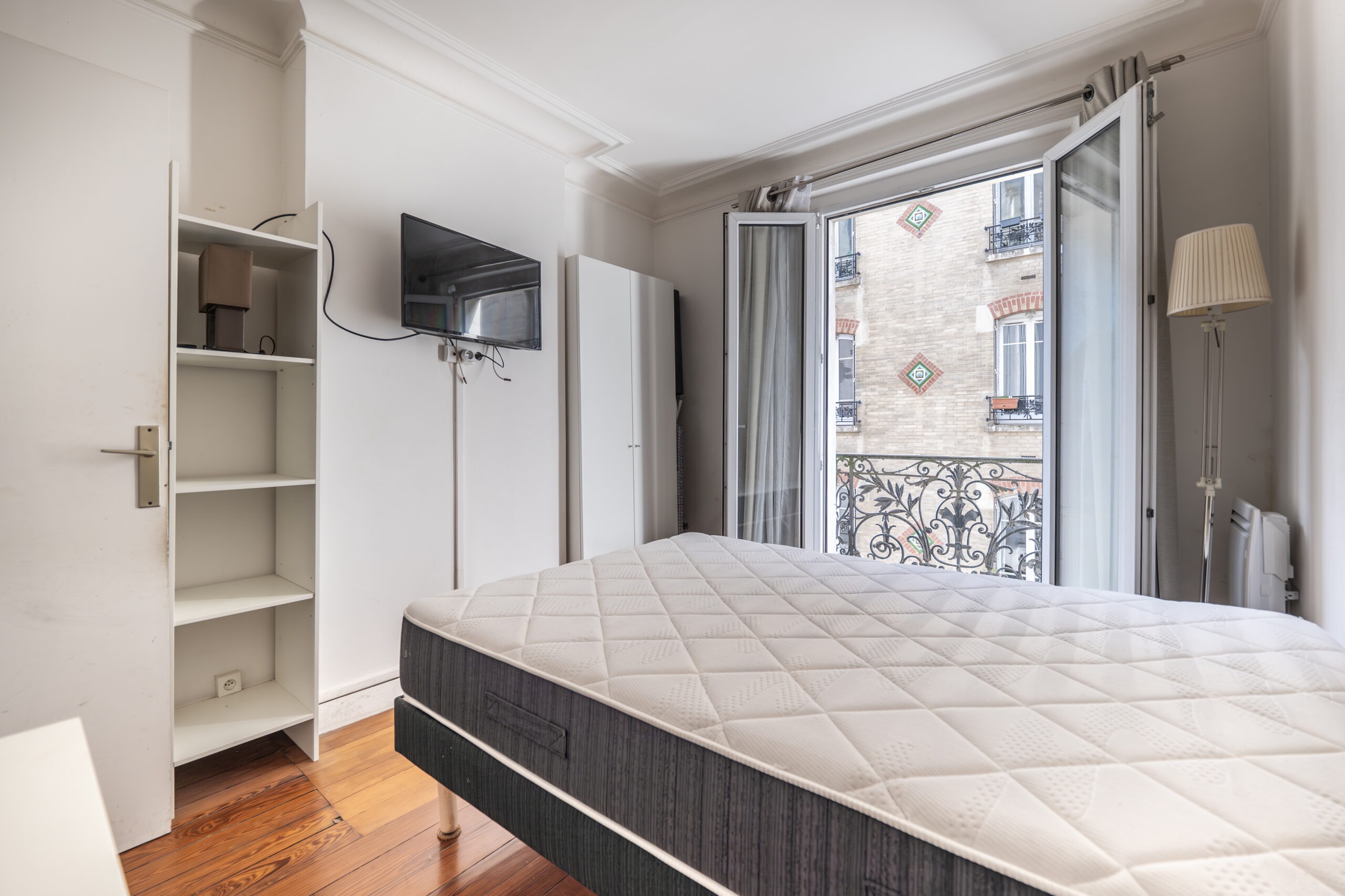 Chambre de l’appartement vendu rue des Pyrénées à Paris 20e